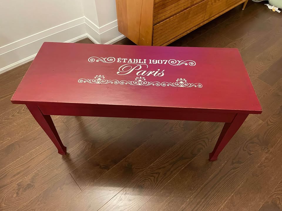 *Urgent Move Out Sale* Vintage Bench - photo 2