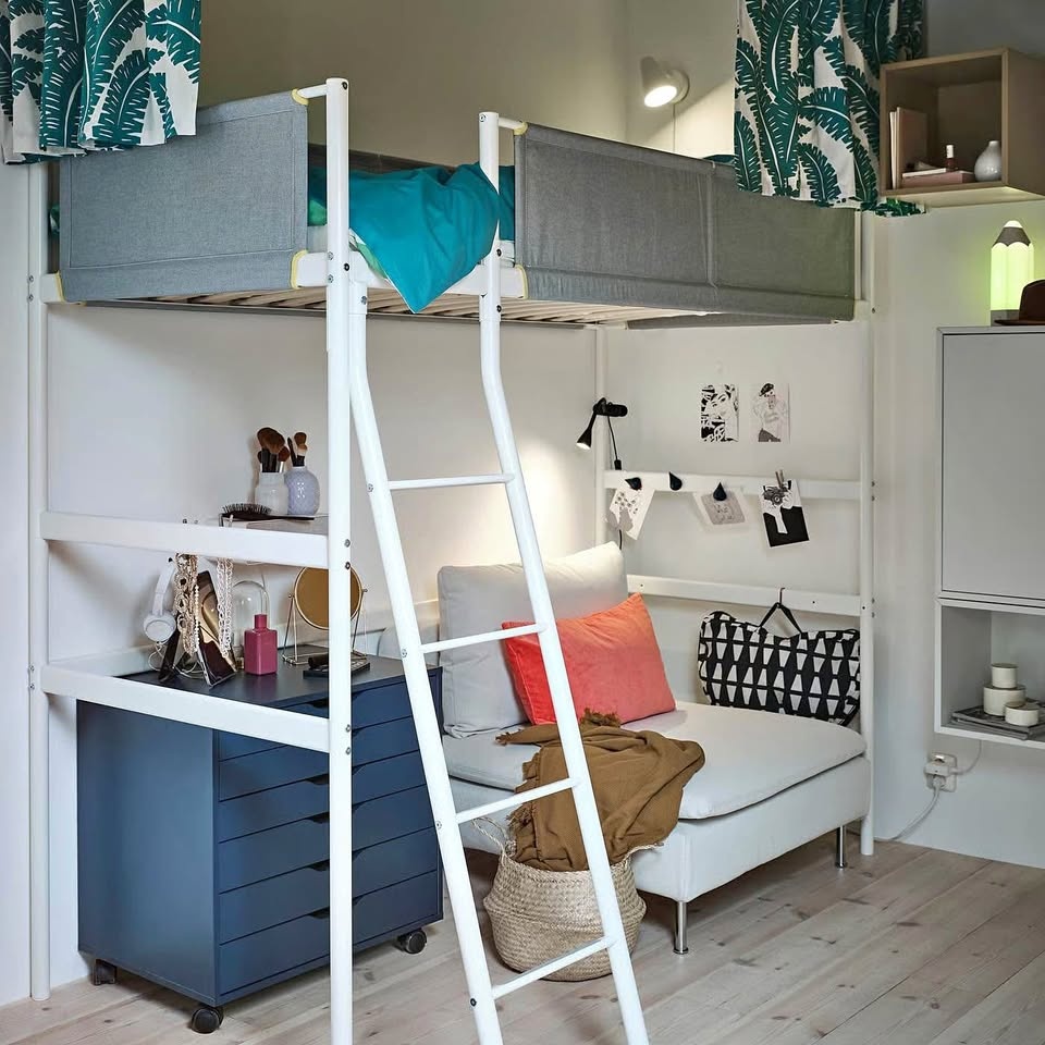 İkea loft frame (no pets no smoke) used only 1 year