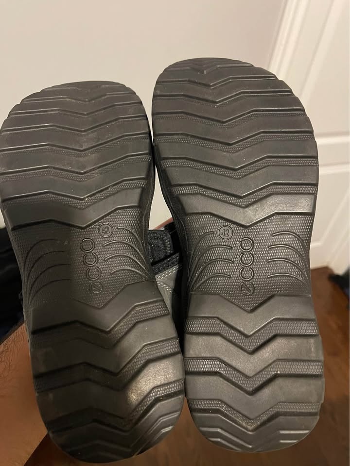 Ecco Offroad Sandals - Size 42 - photo 4