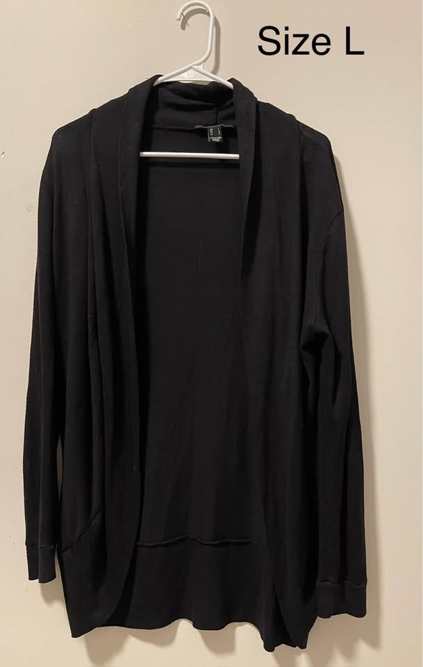 Various cardigans for sale - photo 2
