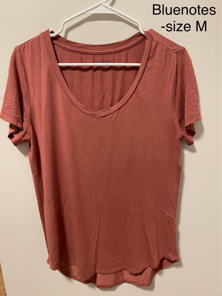 Various t-shirts for sale - photo 2