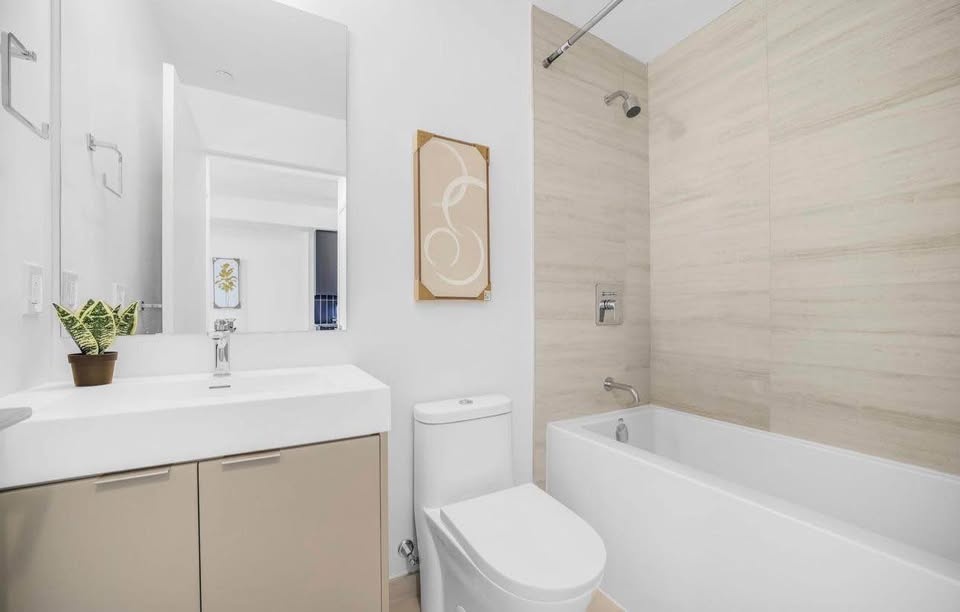 1 Bed 1 Bath - Apartment - photo 5
