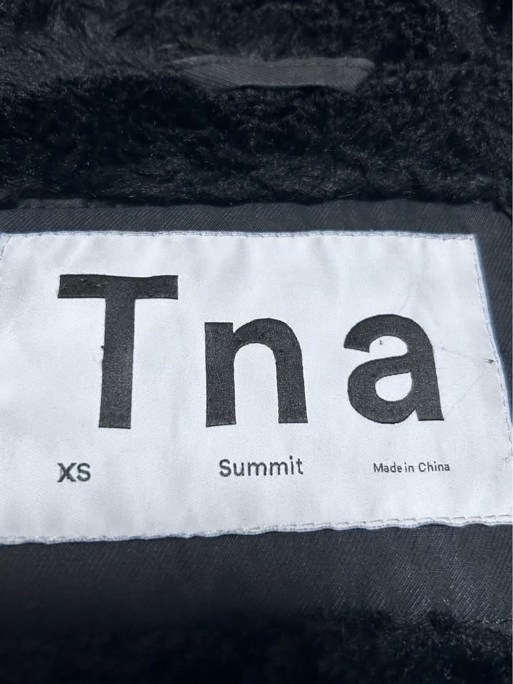 Aritzia TNA Summit Parka - XS - photo 3