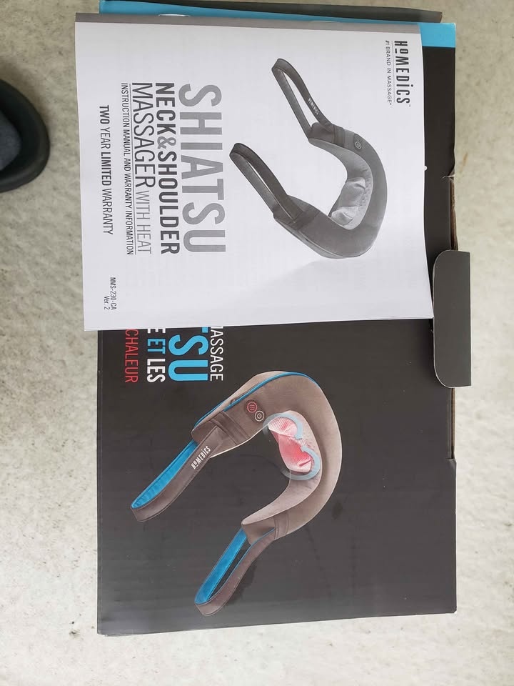 Shiatsu neck & shoulder massager with heat - photo 4