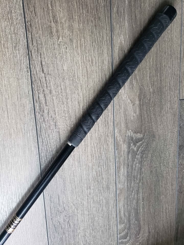 Golf club Yonex carbon fiber 8 iron with graphite shaft - photo 5