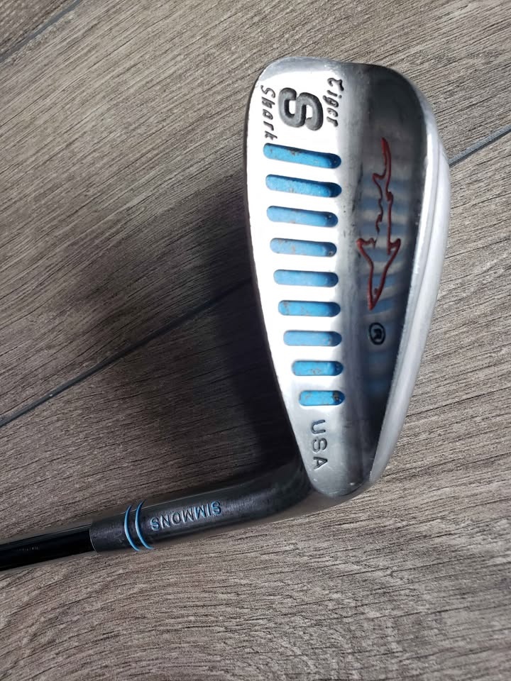 Golf club all original Simmons tiger shark sand wedge - photo 3