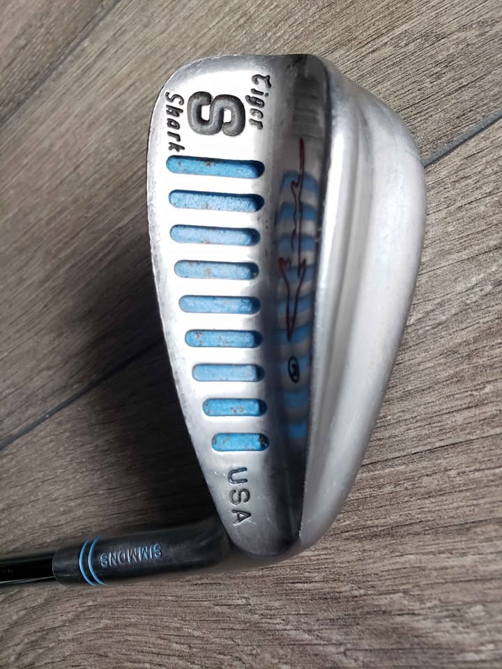 Golf club all original Simmons tiger shark sand wedge - photo 4