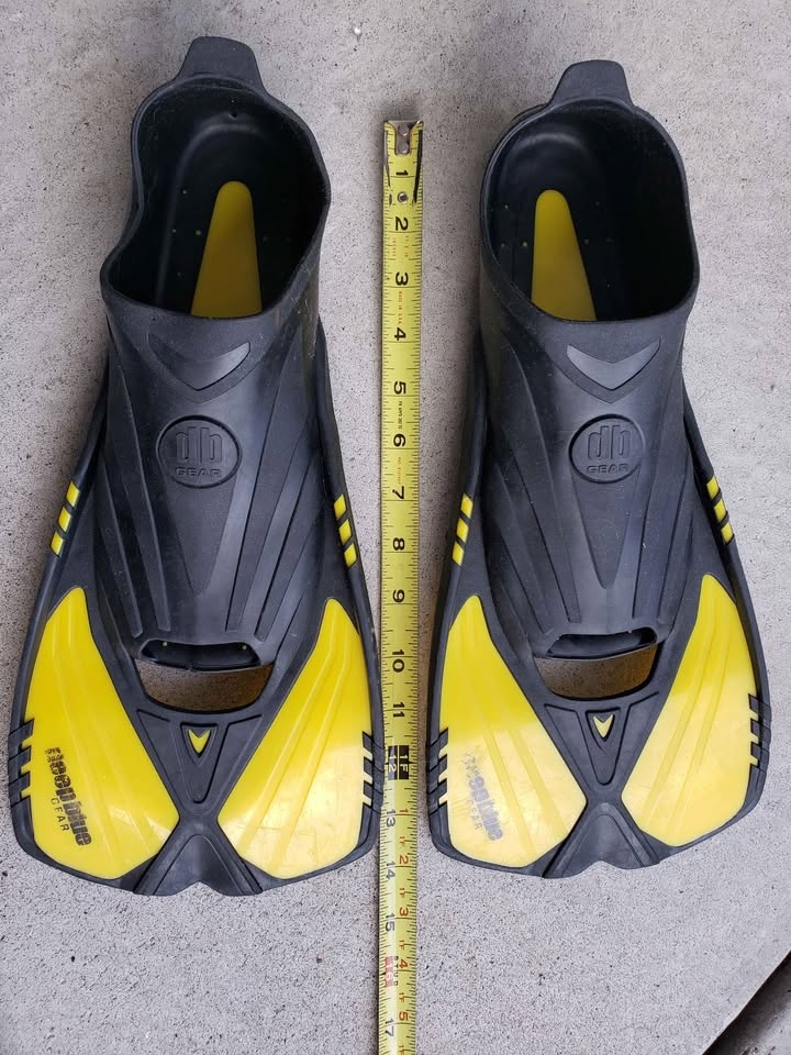DeepBlue swimming paddles fins - photo 2
