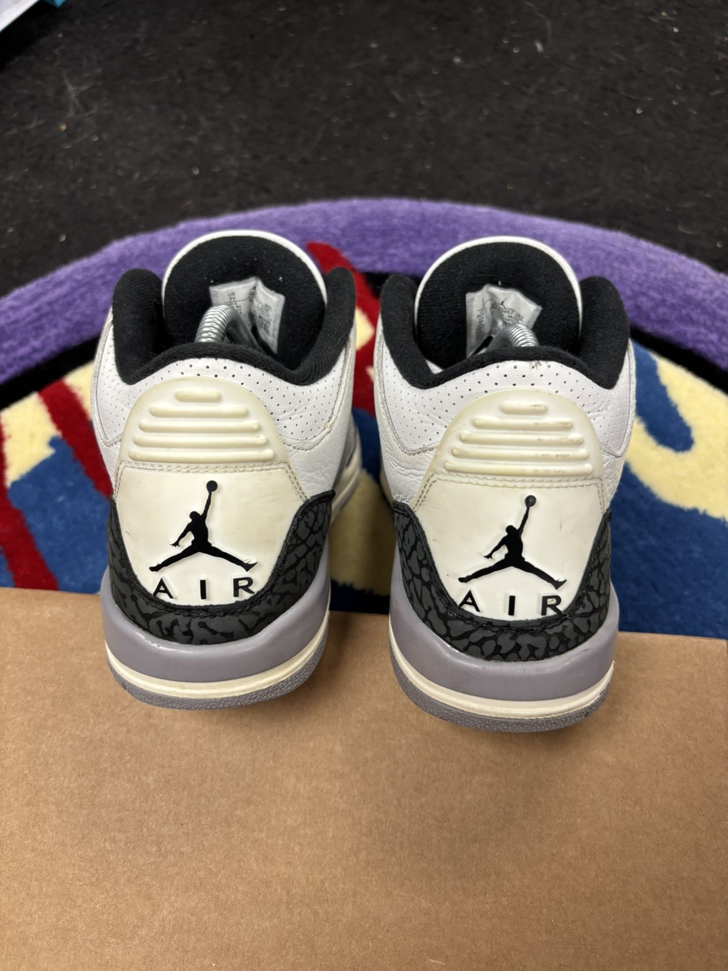Air Jordan 3 Cement Grey GS - photo 4