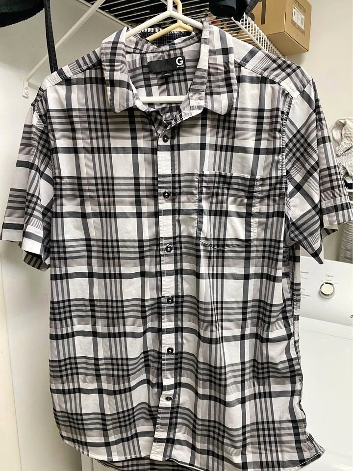 GUESS Button Up Shirt