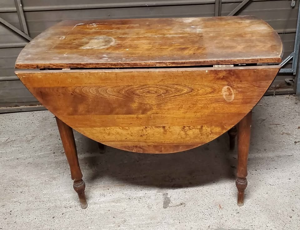 Antique Oval drop leaf table - photo 3