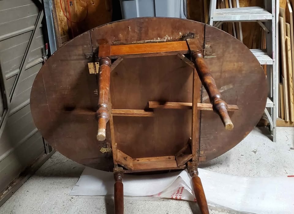 Antique Oval drop leaf table - photo 4