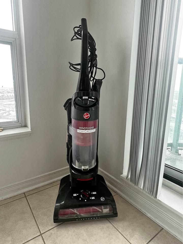 Hoover WindTunnel Vacuum Cleaner