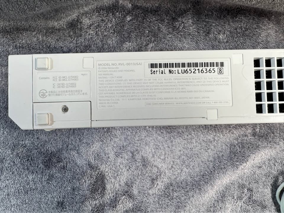 Complete WII console 2 players package - photo 4