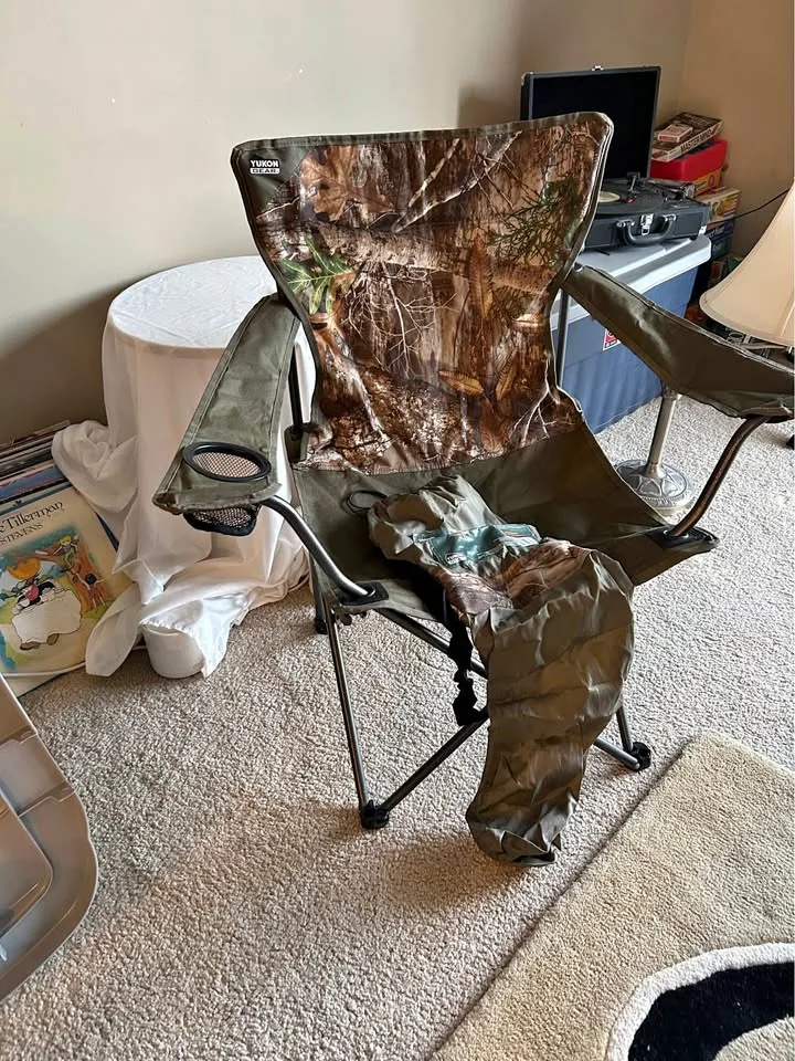 Yukon Gear Camping chair thumbnail