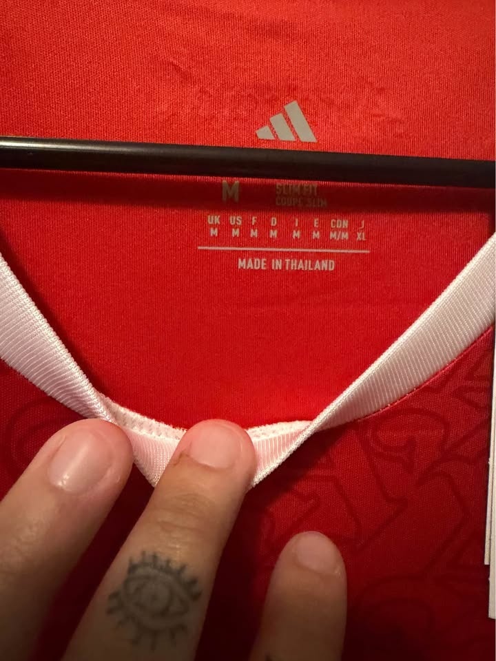 Viktor Gyökeres Arsenal Home 25/26 Jersey - photo 5