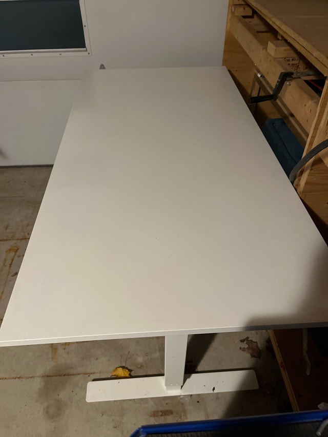 adjustable height desk - photo 3