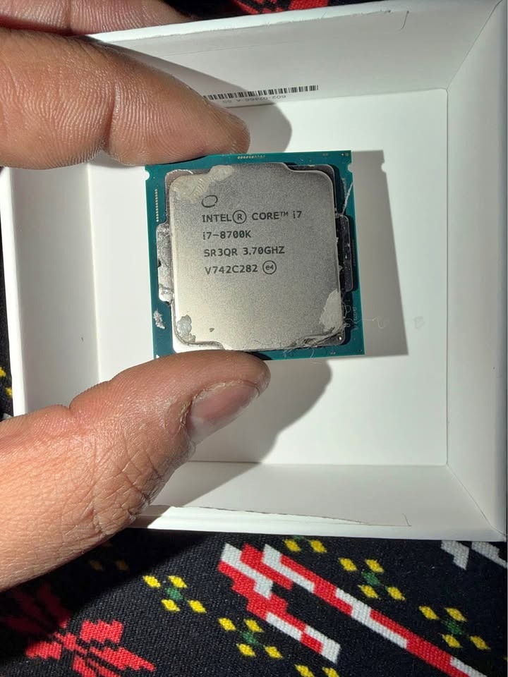 Intel Core i7-8700K 6-Core 4.7GHz