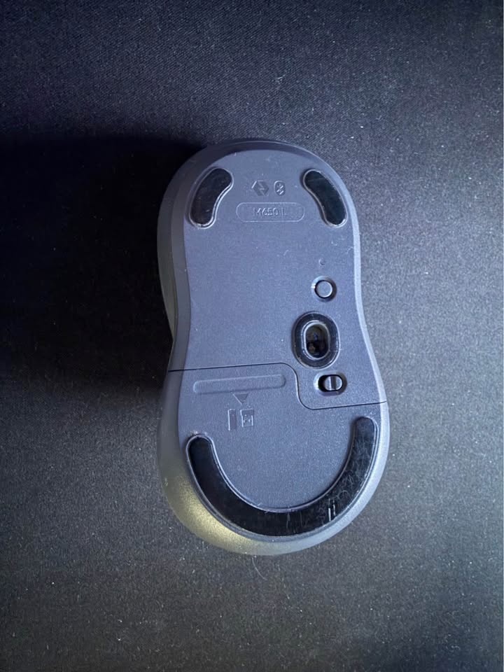 Logitech Signature M650 wireless mouse - photo 2