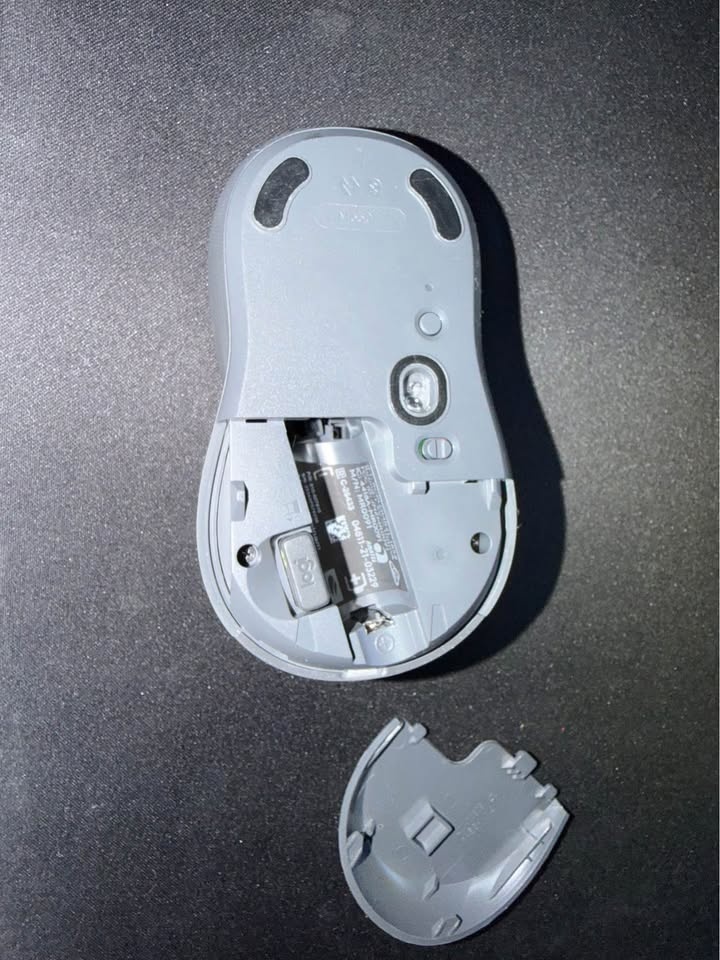 Logitech Signature M650 wireless mouse - photo 3