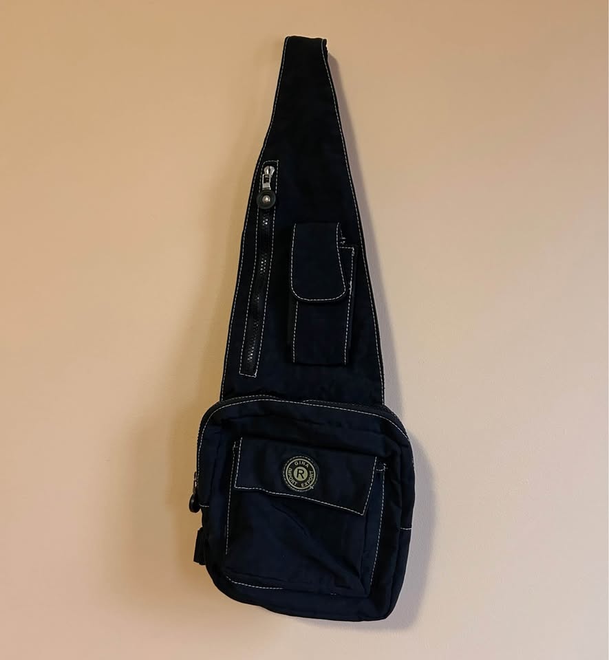 Vintage Gina Import Export Slingbag - photo 2