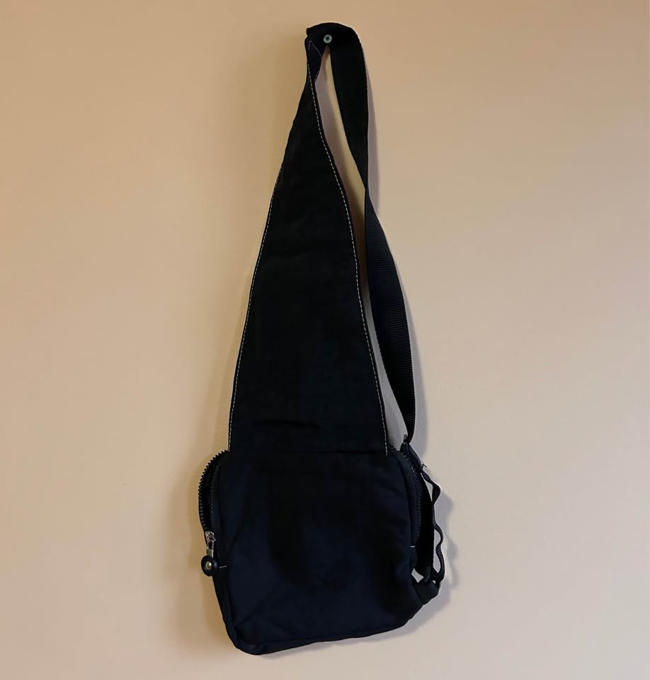 Vintage Gina Import Export Slingbag - photo 4