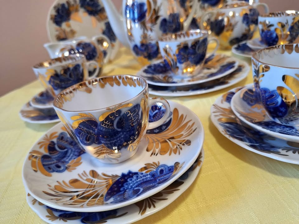 Lomonosov Porcelain Coffeepot Golden Garden 24 pcs - photo 2