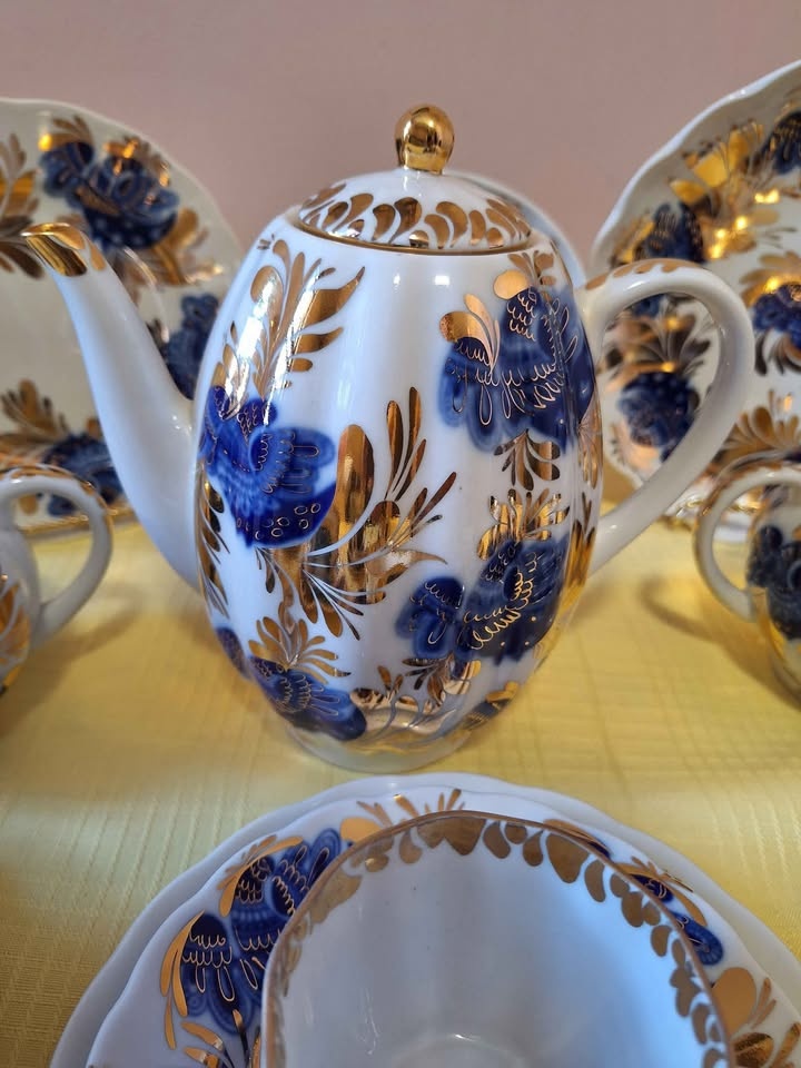 Lomonosov Porcelain Coffeepot Golden Garden 24 pcs - photo 4