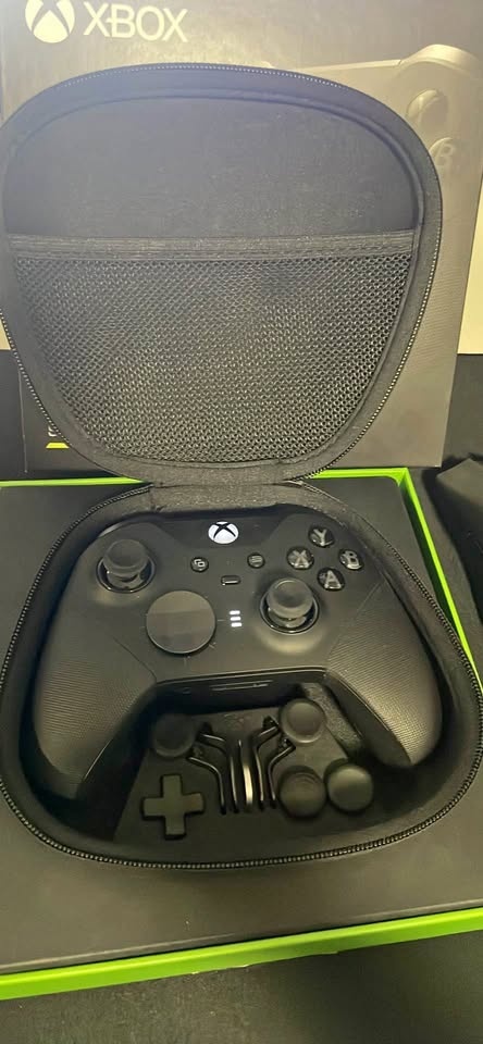New Xbox elite series 2 pro controller