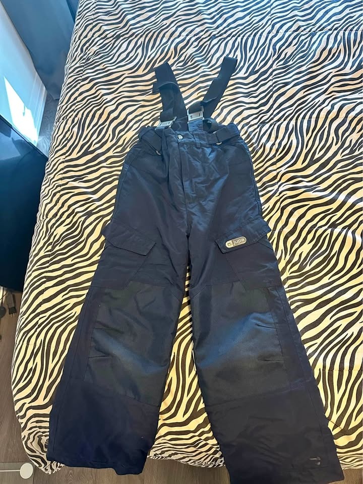 Kids snow pants