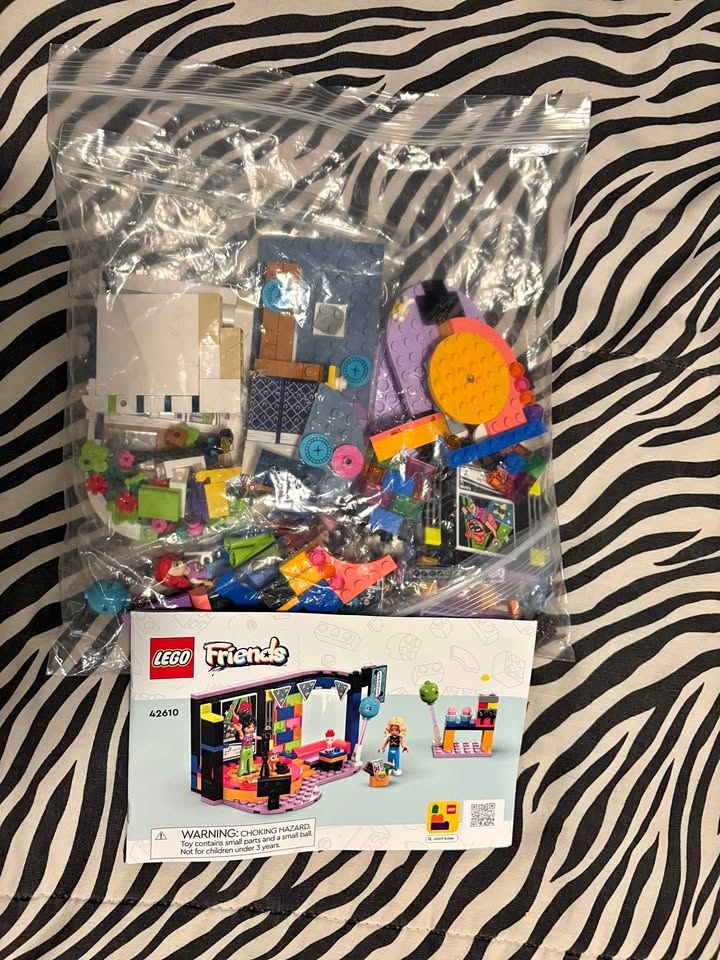 Lego friends karaoke
