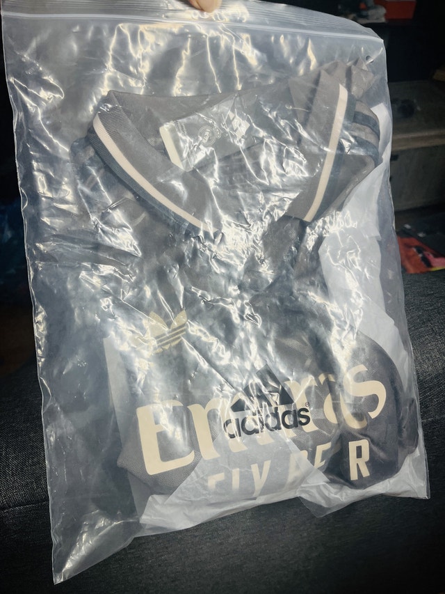 Real Madrid Polo Shirt! Size L - photo 4