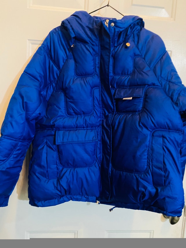 Women’s Winter Jacket! Size L - photo 5