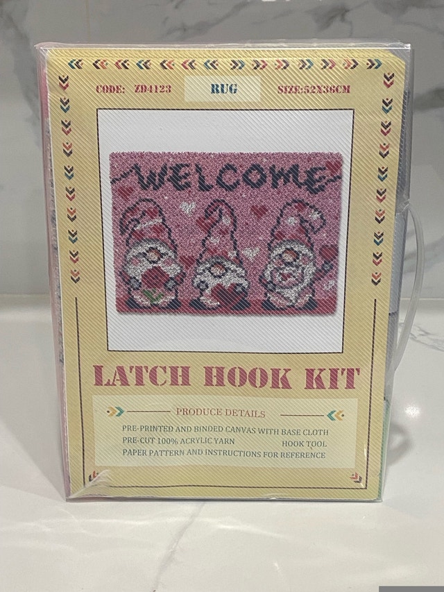 Latch Hook Kit! - photo 3