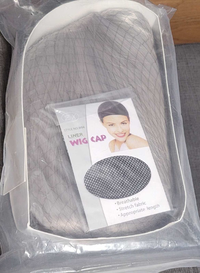 BLACK WIG CAP