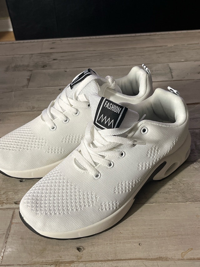 White Running Shoes! Size 7 - photo 3