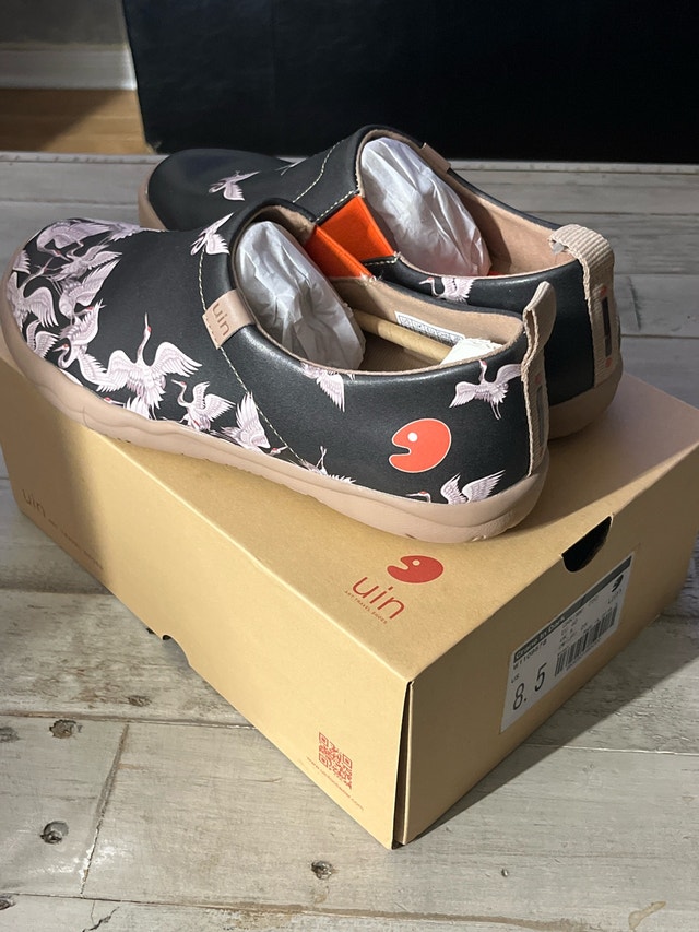 UIN Women's Toledo Crane Shoes! Size 8.5 - photo 3