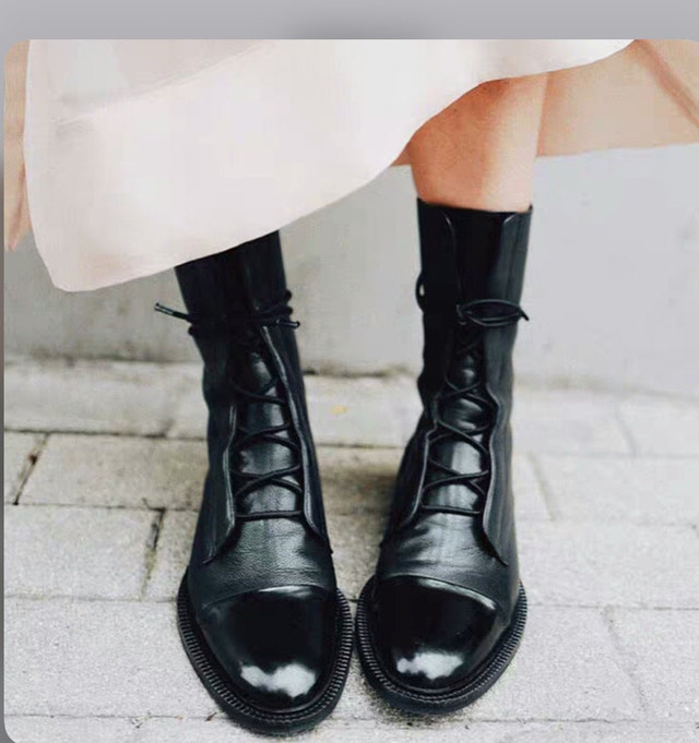 Women's Black Boots Mid-Calf, British Style- Size 9 - photo 3