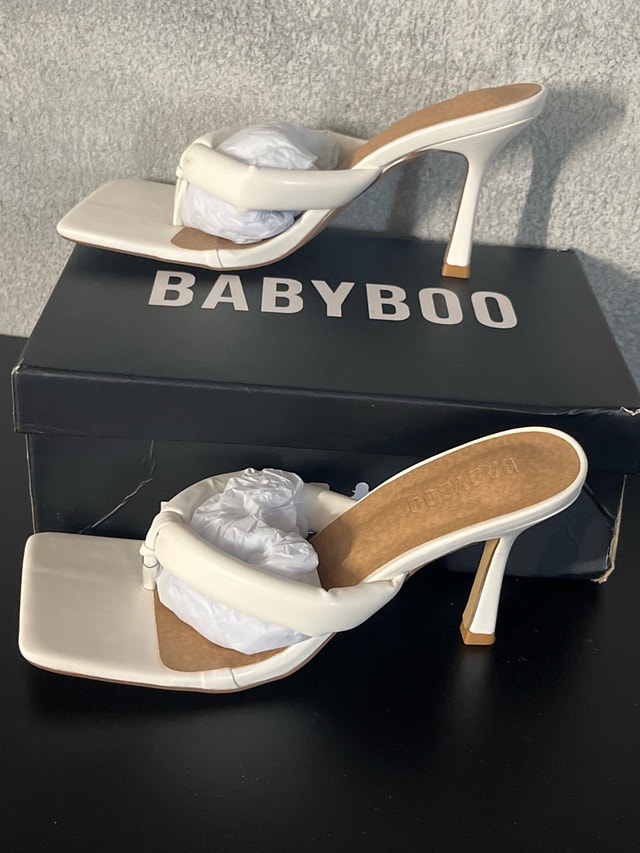 Babyboo White Heels-Size 6 - photo 4