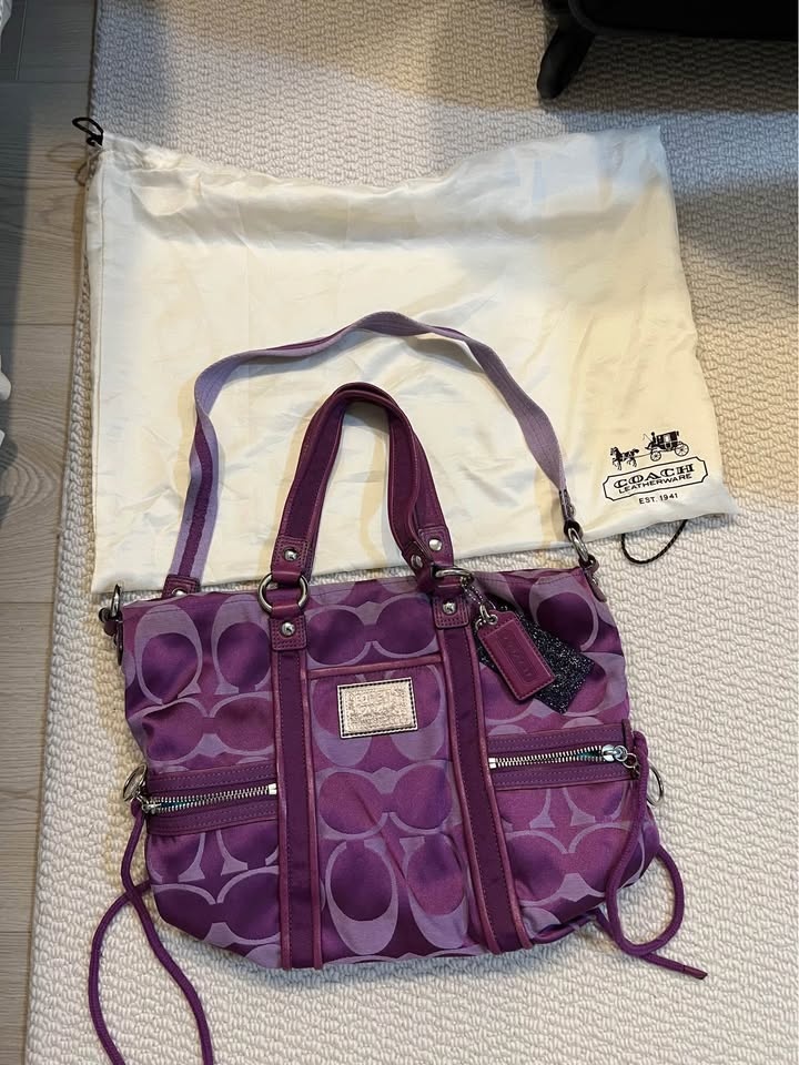 Purple Signature Tote Bag - photo 2