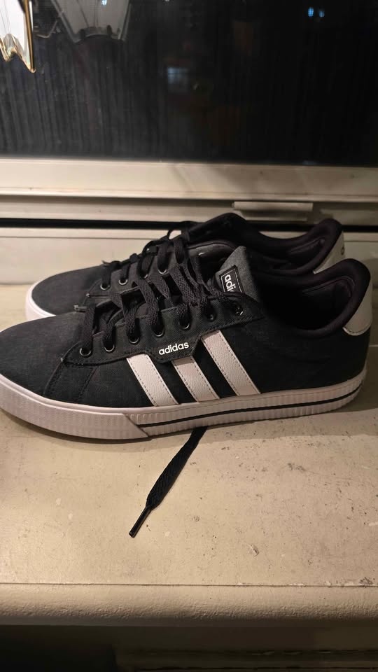 Used Like New Adidas Daily 3.0 Men's Shoes Black/White 11.5 - photo 2