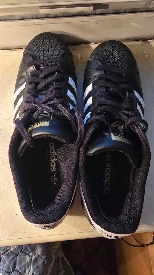 Used Men's Black Adidas Superstar Sneakers - Size 11.5 - photo 5