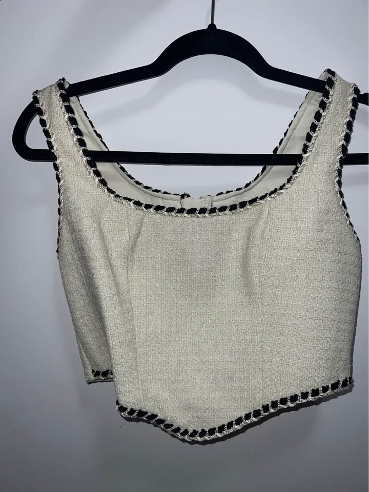 NEW- Tweed sleeveless top - photo 2