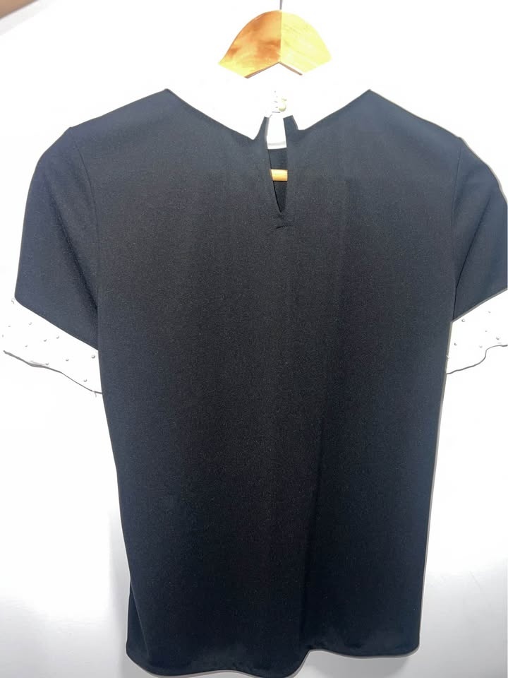 Karl Lagerfeld black and white blouse with pearl details - photo 2