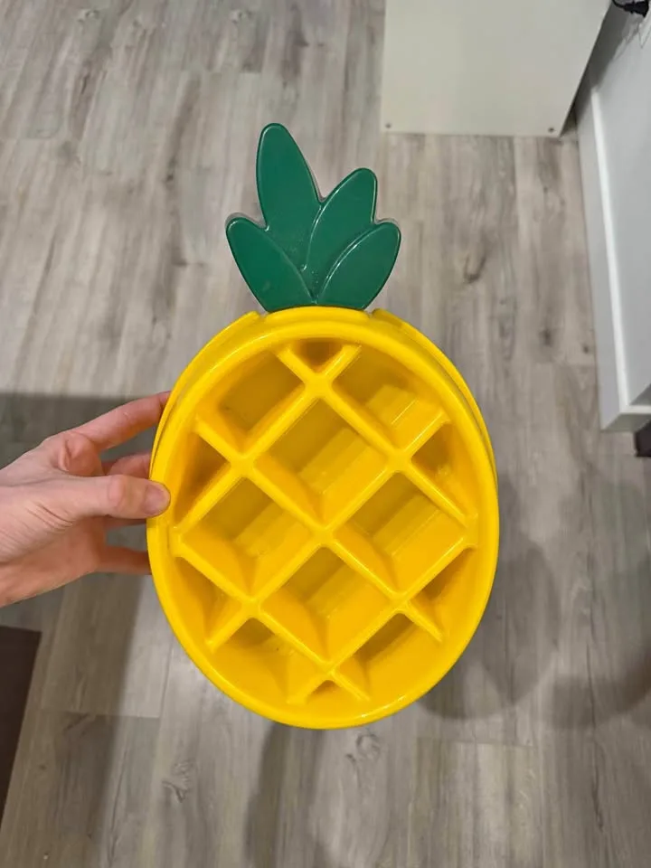 Zippypaws pineapple shaped slow feeder for dogs thumbnail