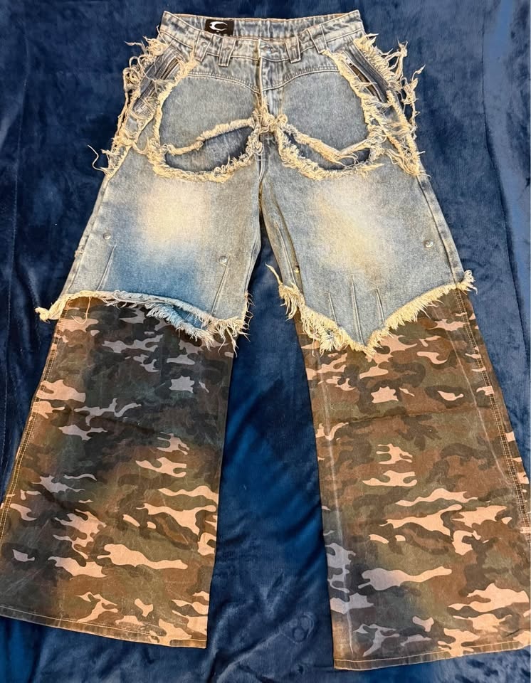Distressed detachable jorts - photo 3