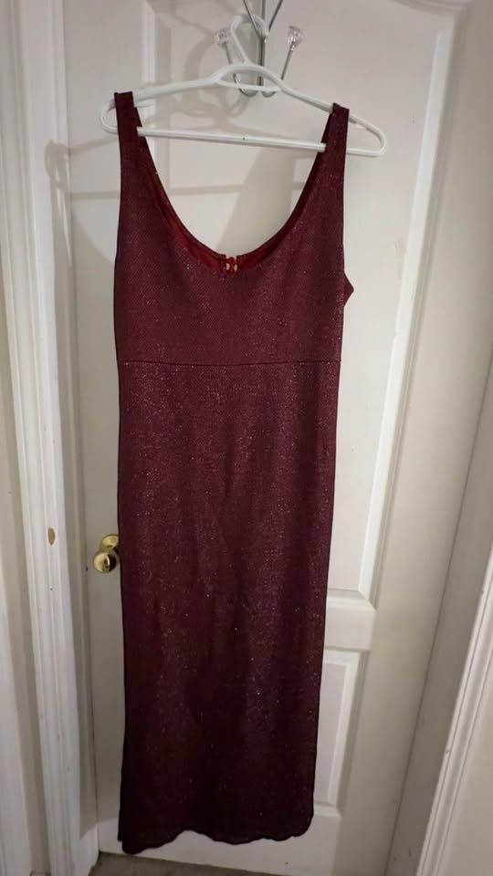 Red dress for sale - photo 4