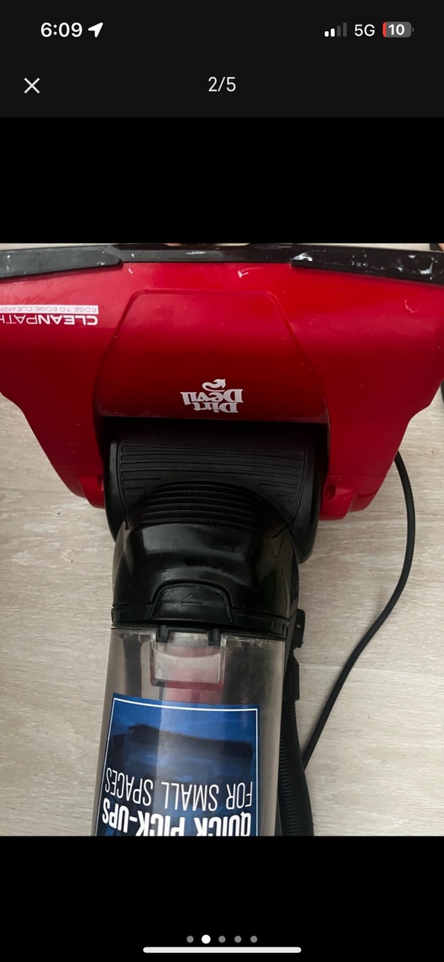 Dirt Devil Vacuum - photo 3