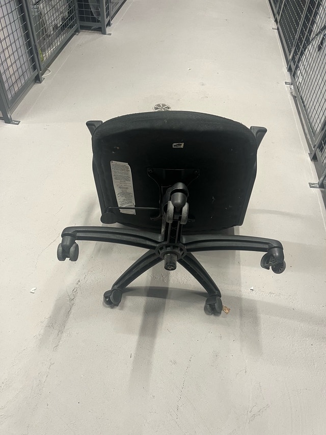 Office Chair - photo 5