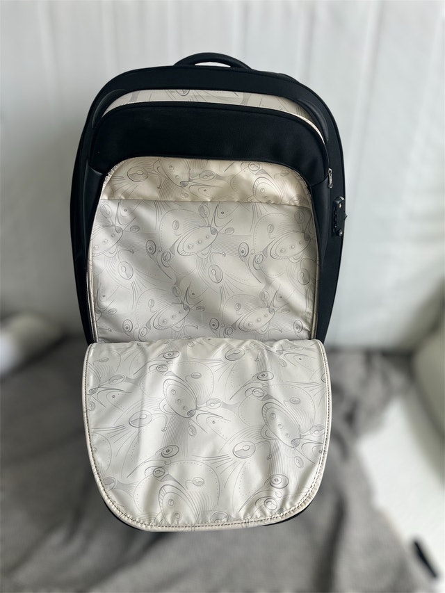 Samsonite Luggage 32” - photo 2